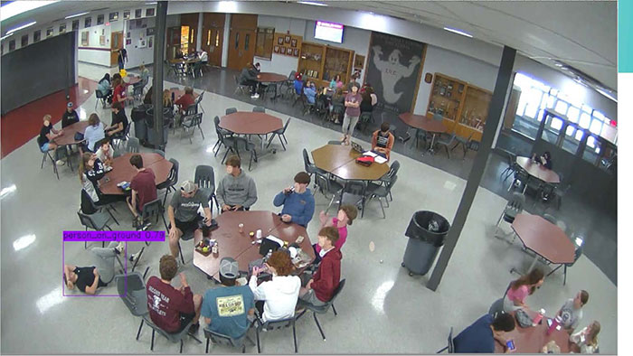 children eating lunch at school
