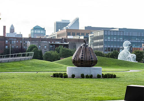 Des Moines&rsquo; Artistic Gateway